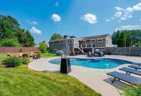 14 Midway Park Somersworth NH 03878