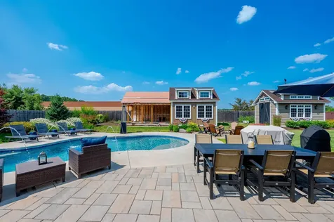 14 Midway Park Somersworth NH 03878