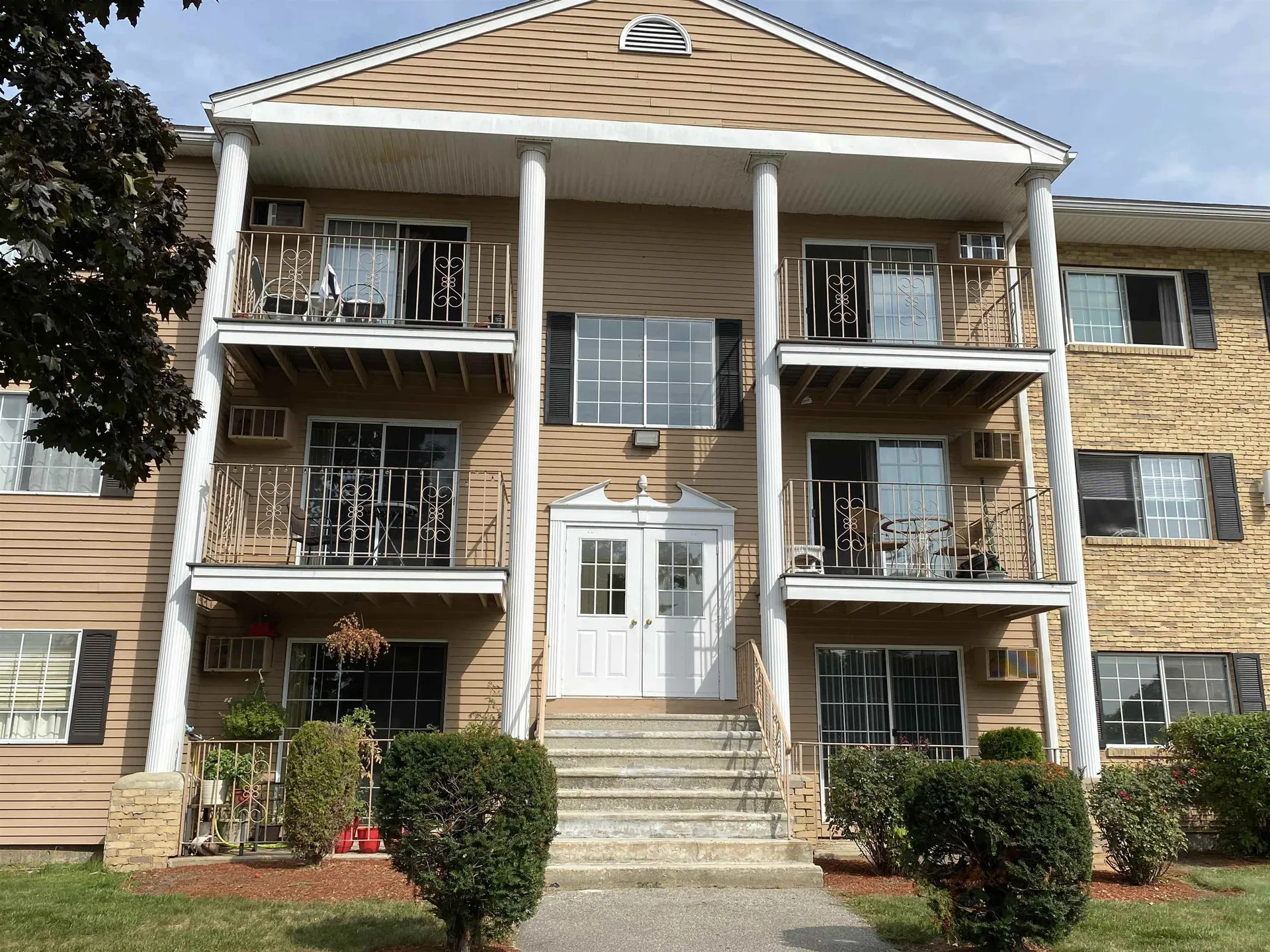 377 Huse Road Manchester NH 03103