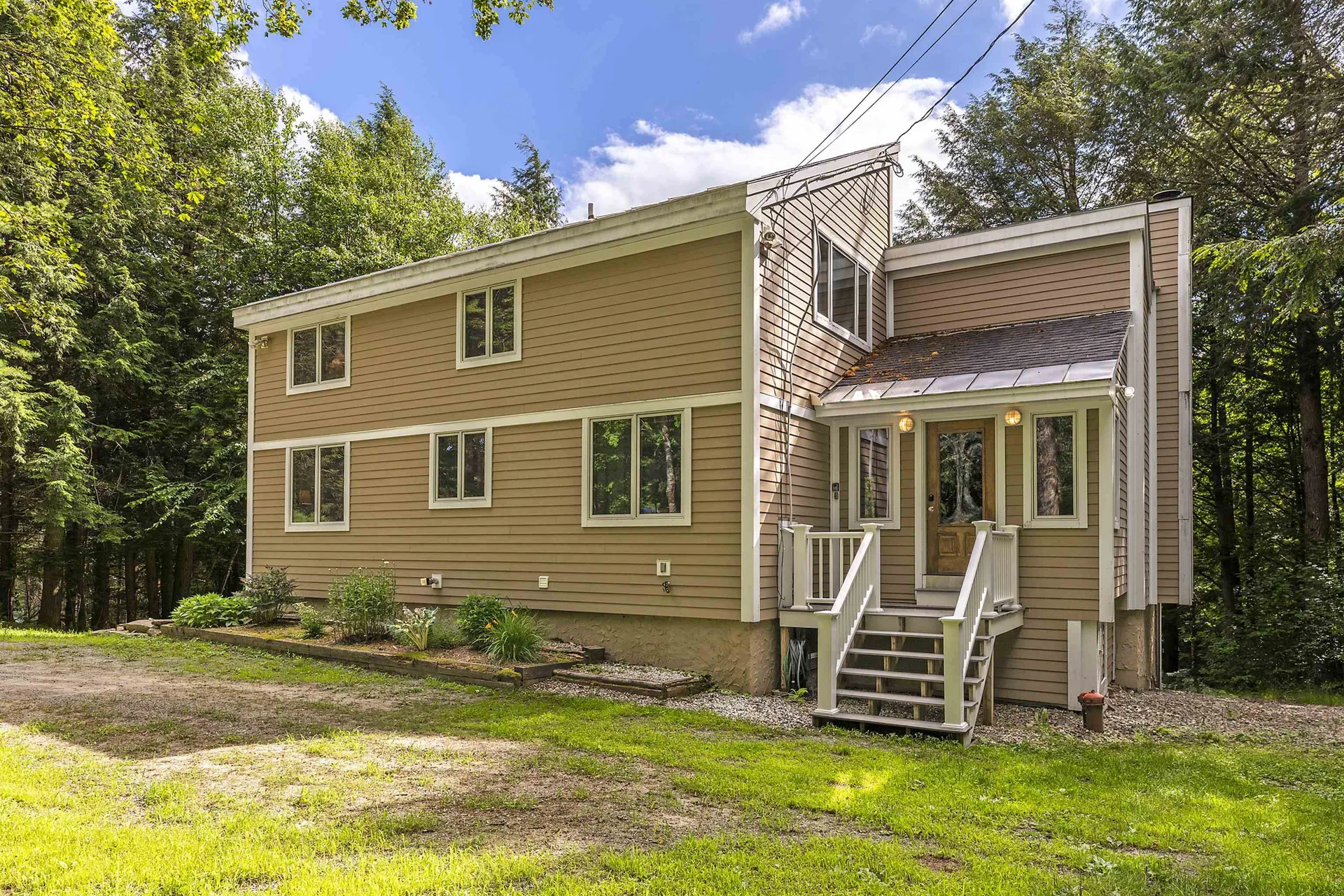 452 Sherwood Forest Londonderry VT 05148