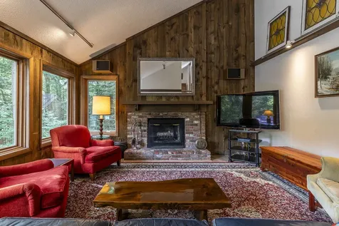 452 Sherwood Forest Londonderry VT 05148