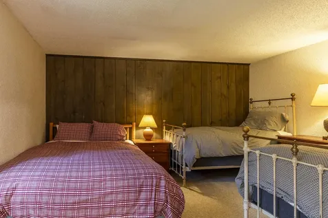 452 Sherwood Forest Londonderry VT 05148