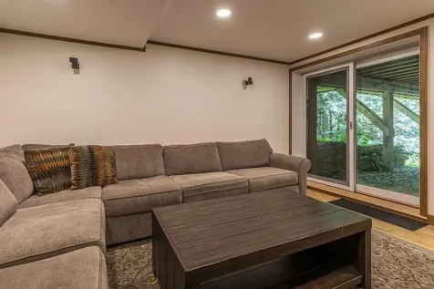 452 Sherwood Forest Londonderry VT 05148