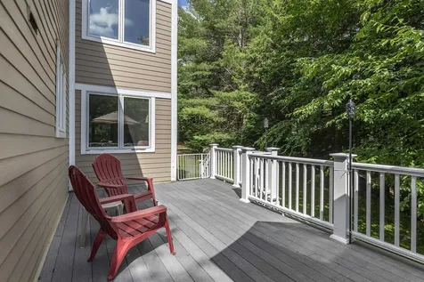 452 Sherwood Forest Londonderry VT 05148