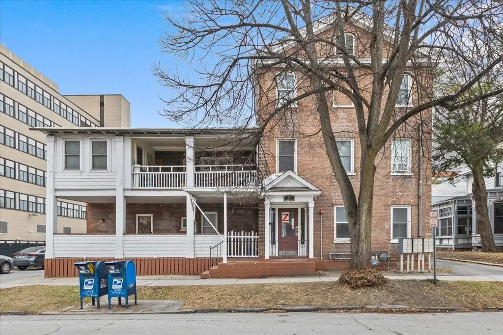 21-25 Elmwood Avenue Burlington VT 05401