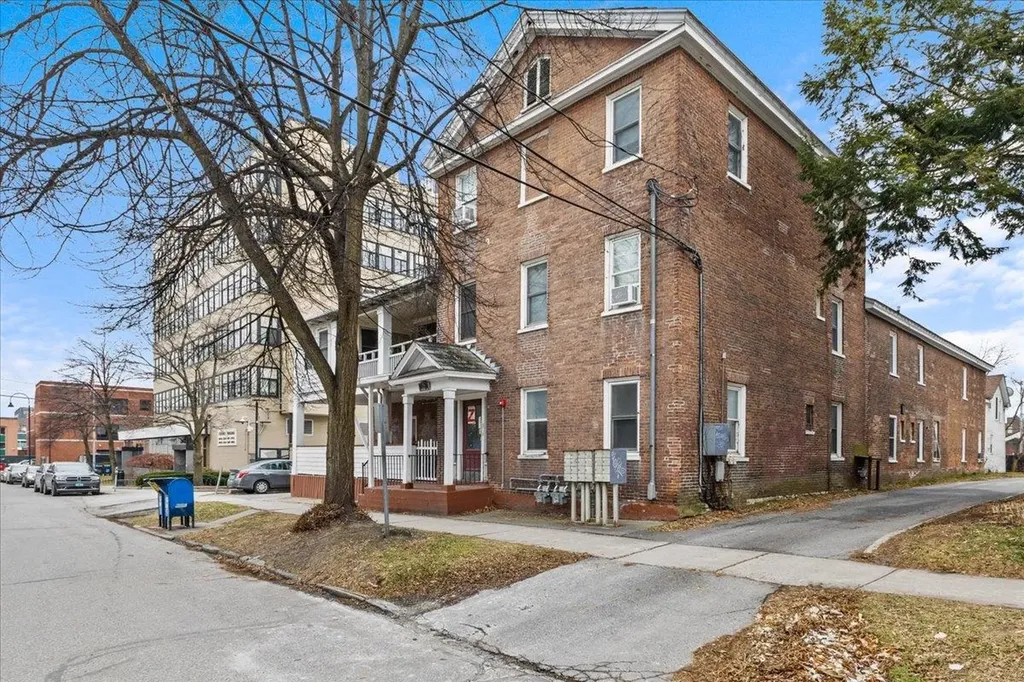 21-25 Elmwood Avenue Burlington VT 05401