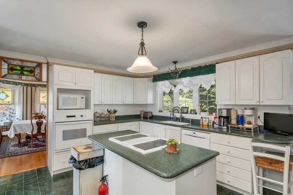 100 Marvin Road Moultonborough NH 03254