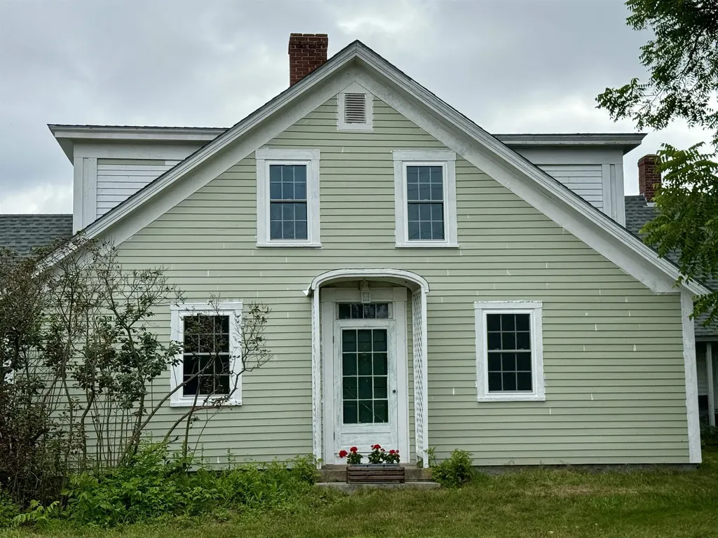 383 Sanborn Road Tilton NH 03276