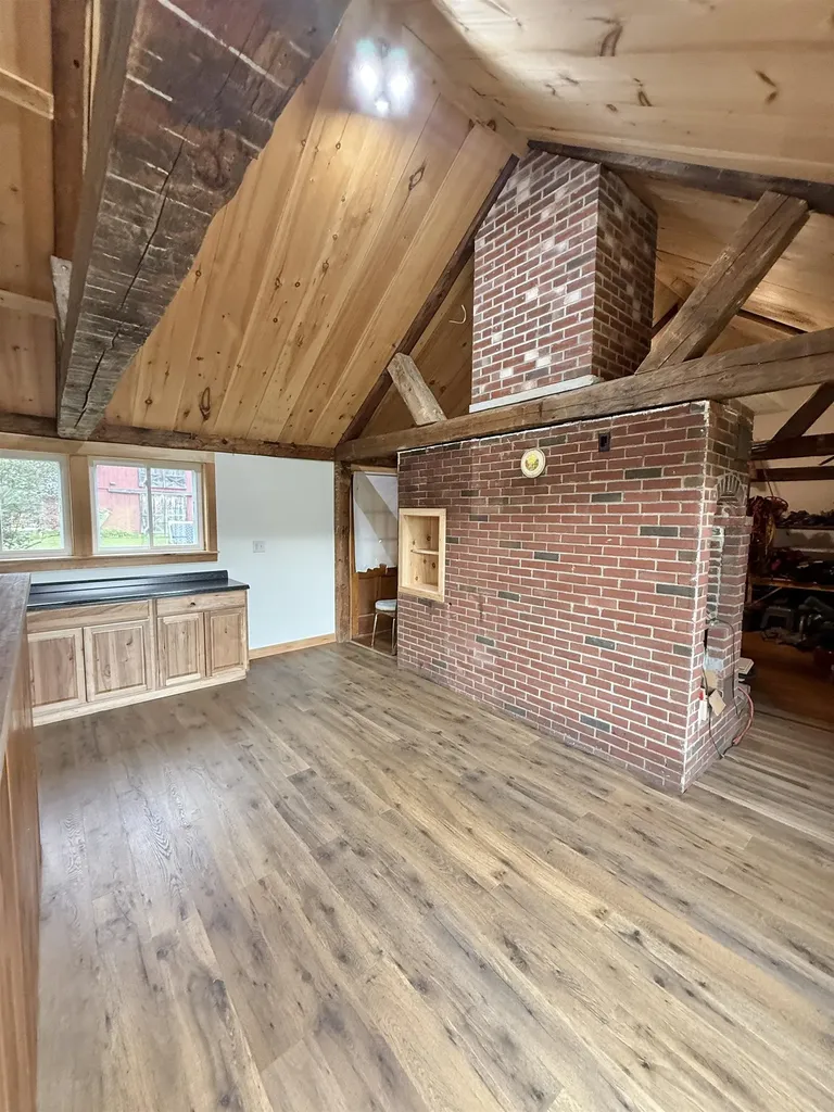 383 Sanborn Road Tilton NH 03276