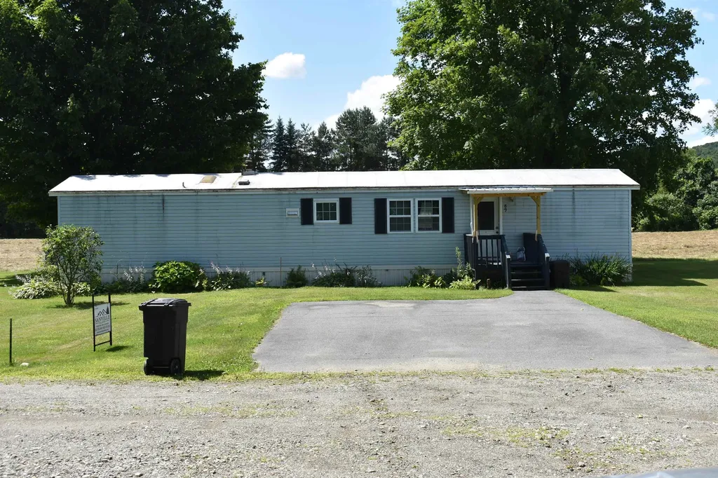 89 Roland Street Barton VT 05822