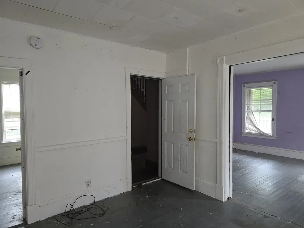 10 Taylor Street Rockingham VT 05101