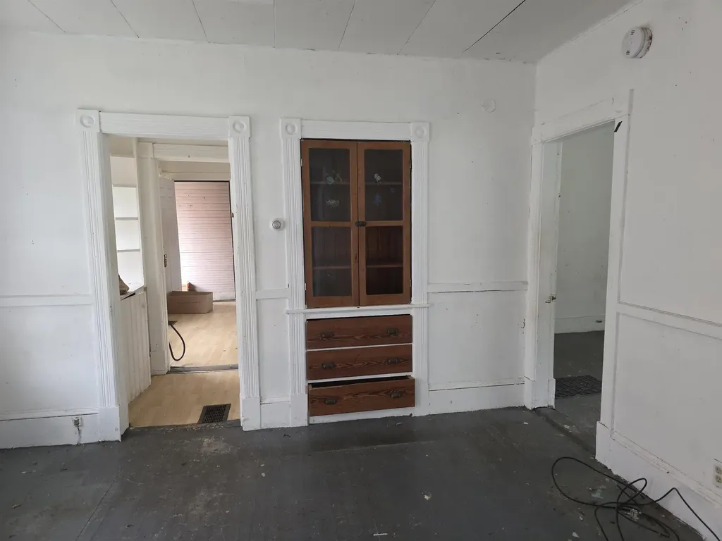 10 Taylor Street Rockingham VT 05101