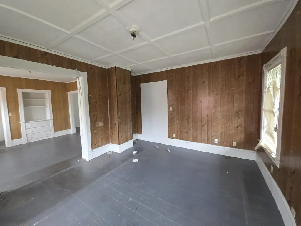 10 Taylor Street Rockingham VT 05101