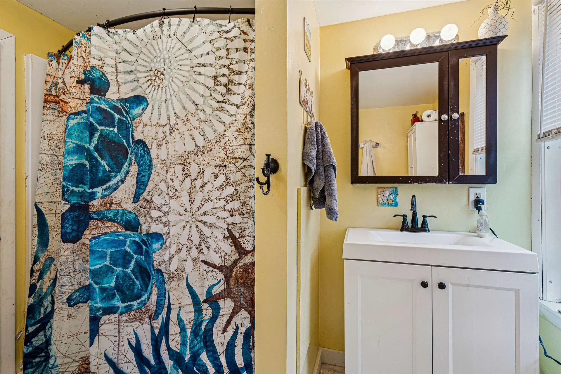 78 Division Street Hartford VT 05088