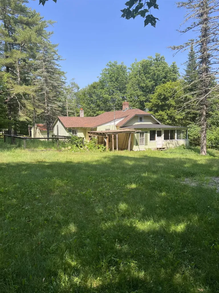 1004 Mount Moosilauke Highway Wentworth NH 03282