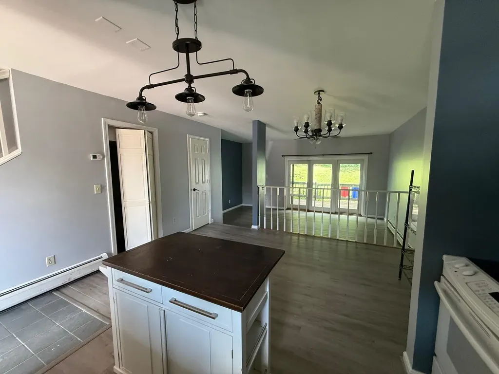 221 Lyman Meadow Hinesburg VT 05461-9807