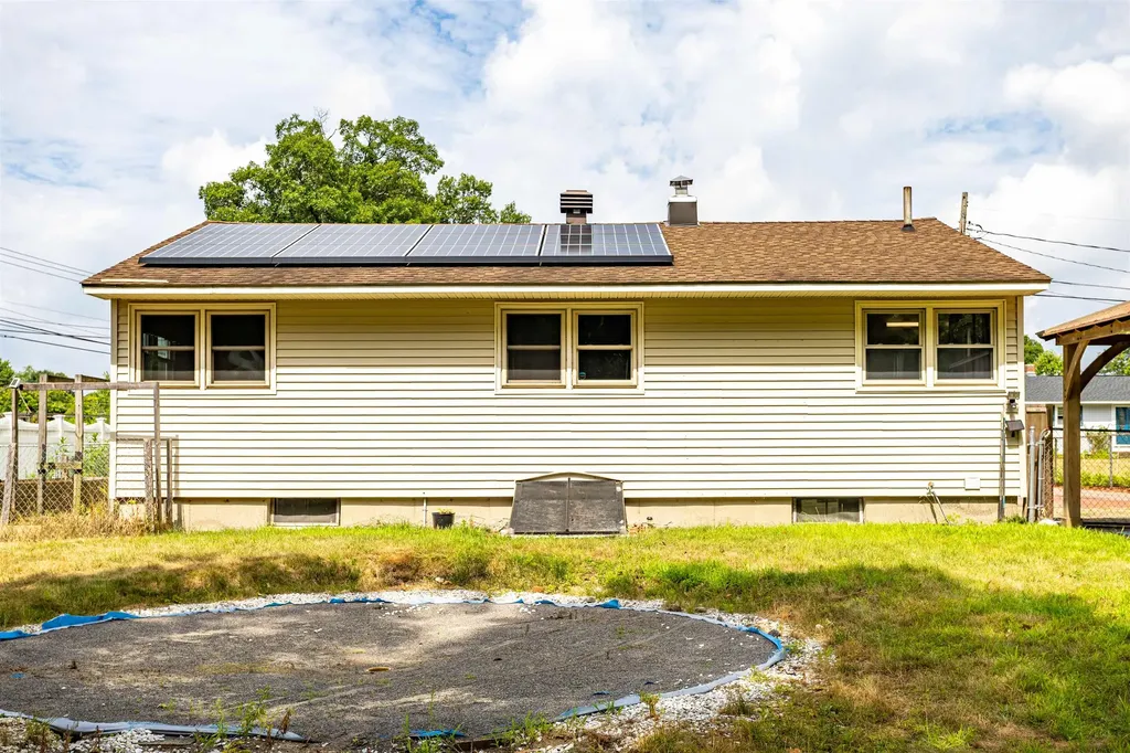 5 Raven Street Nashua NH 03060