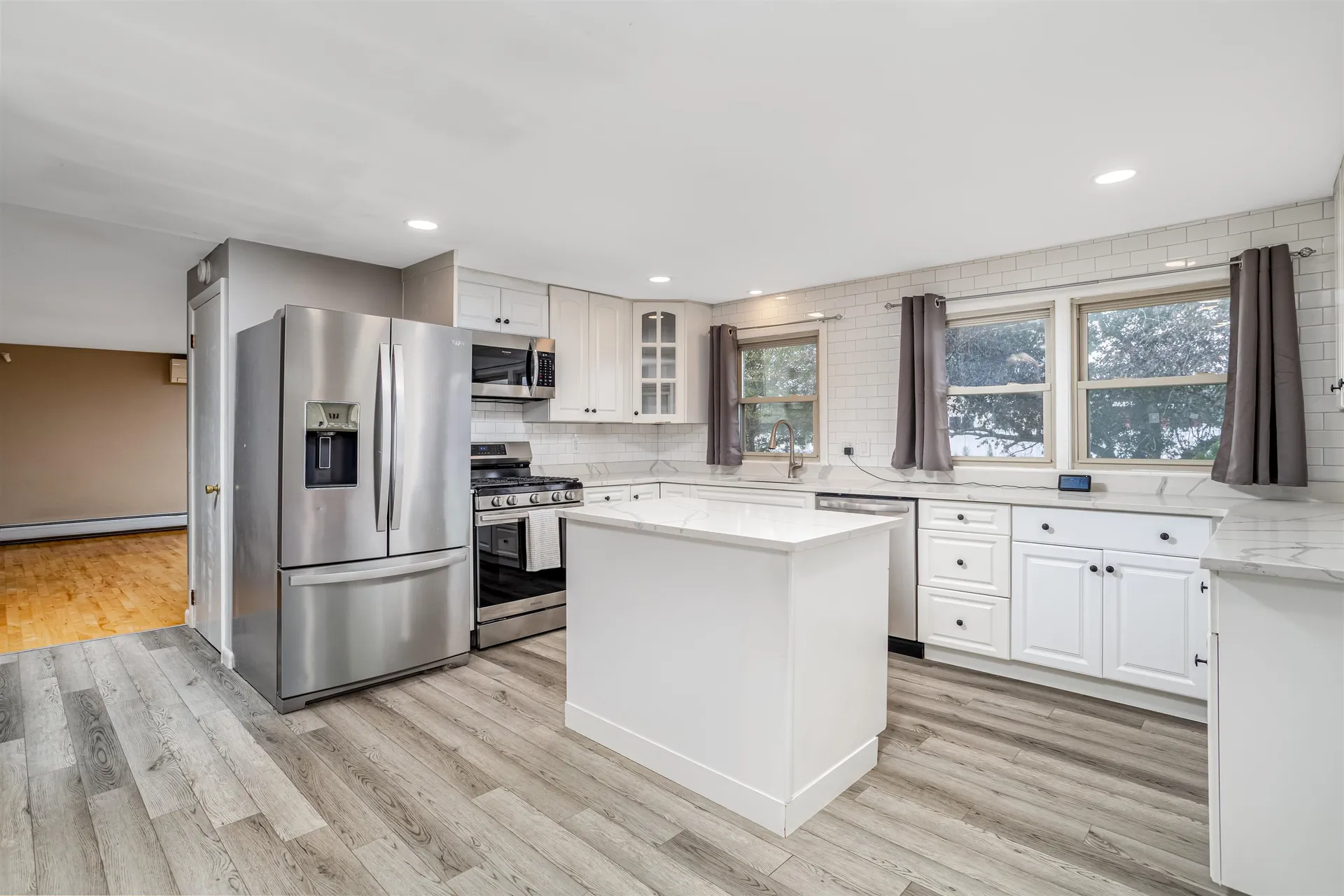 5 Raven Street Nashua NH 03060