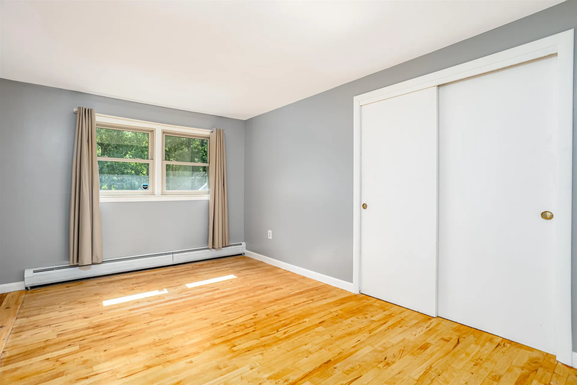 5 Raven Street Nashua NH 03060