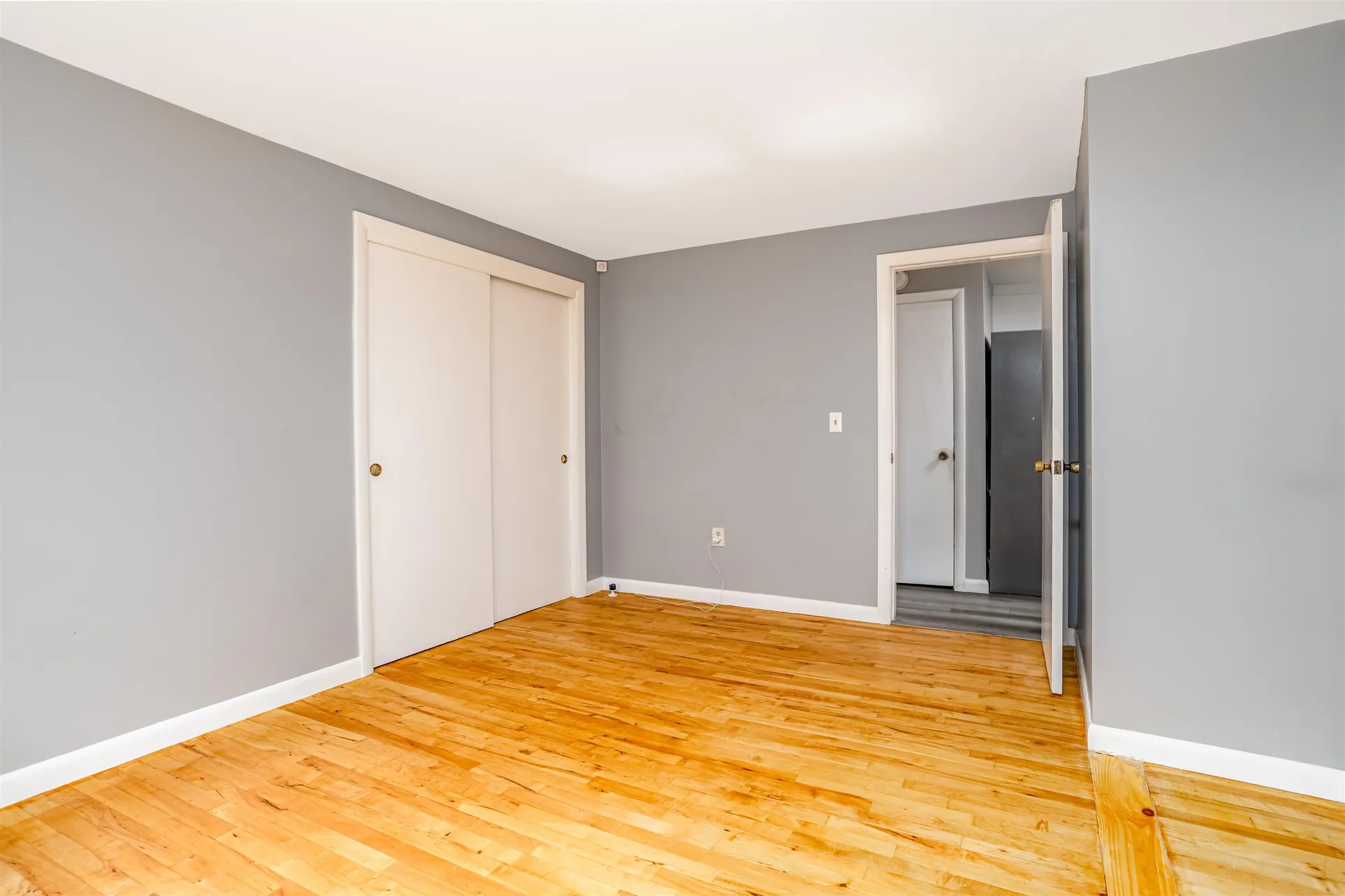 5 Raven Street Nashua NH 03060