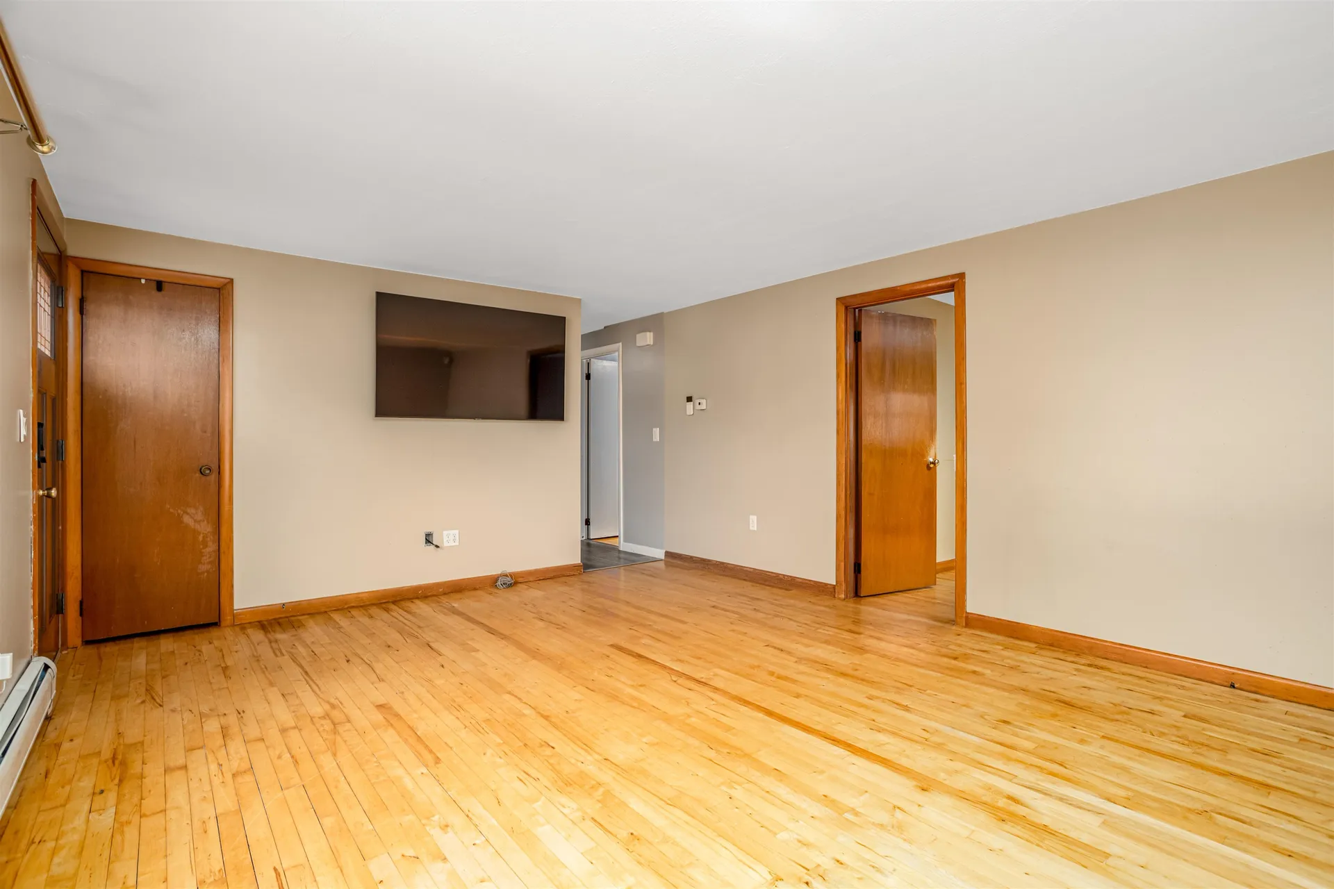 5 Raven Street Nashua NH 03060