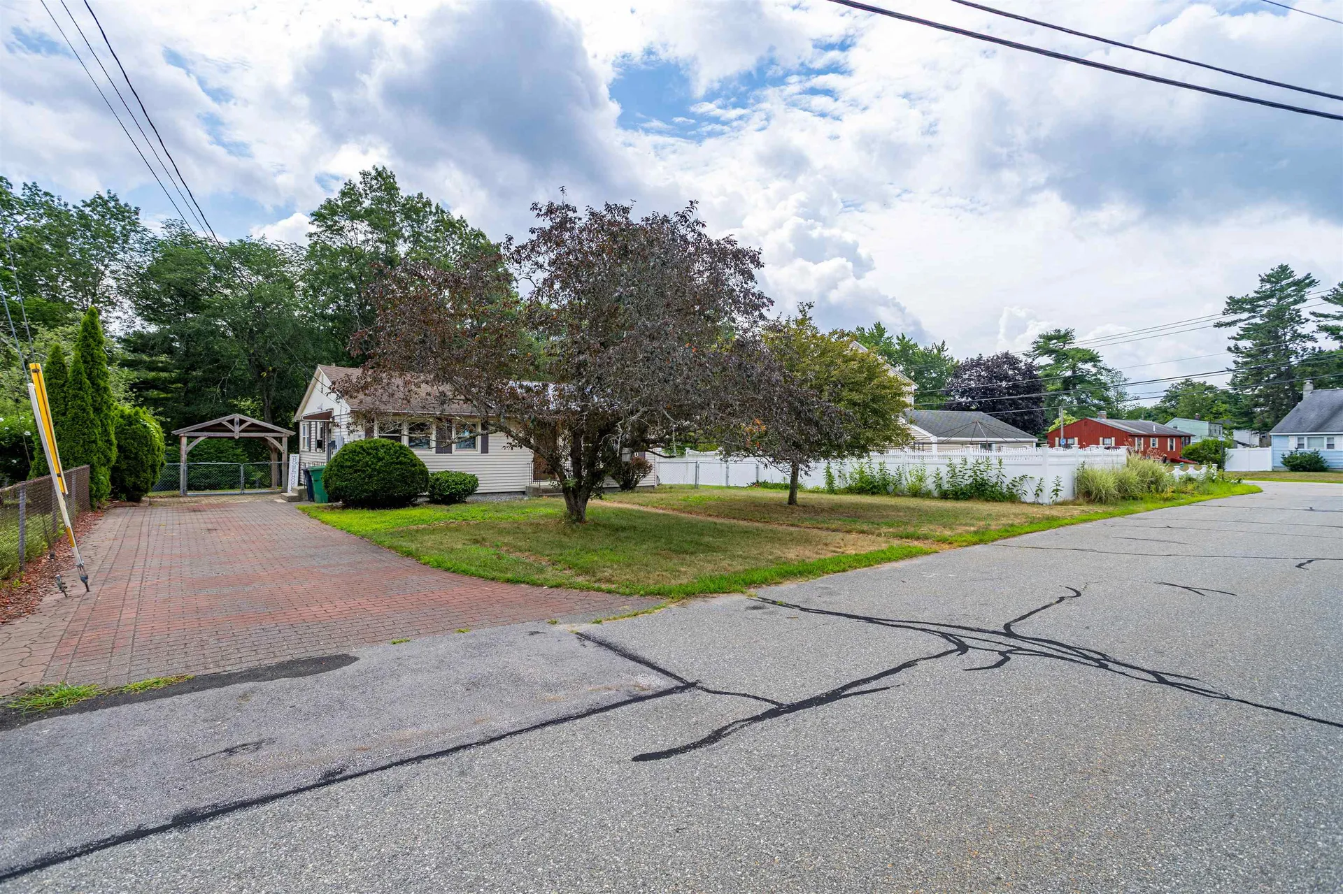 5 Raven Street Nashua NH 03060