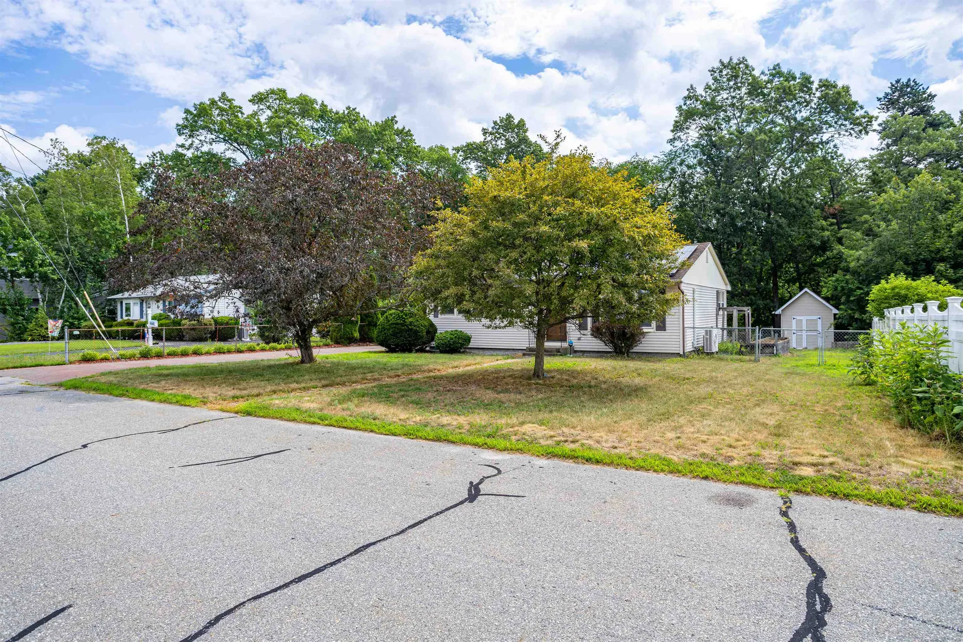 5 Raven Street Nashua NH 03060