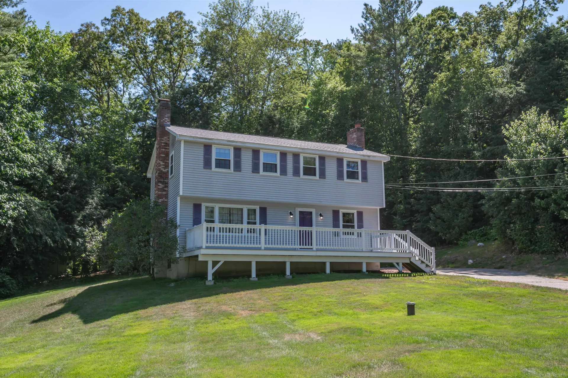 6 Falcon Road Londonderry NH 03053