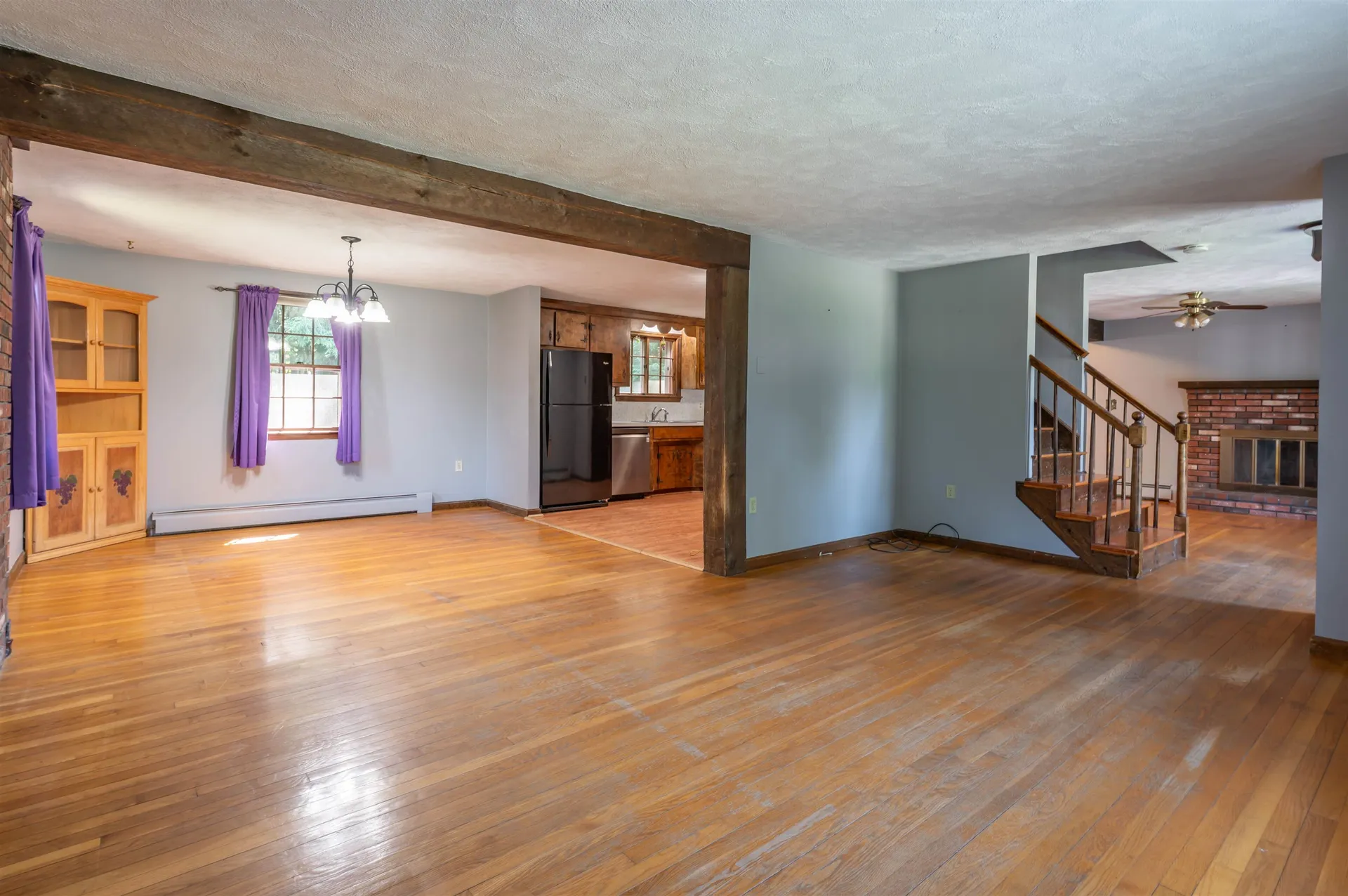 6 Falcon Road Londonderry NH 03053