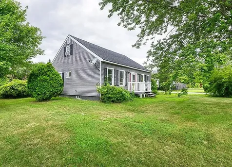 40 Dearborn Circle Walpole NH 03608