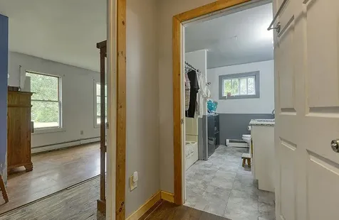 40 Dearborn Circle Walpole NH 03608