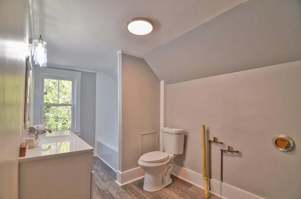 86 Lawrence Street Andover NH 03216