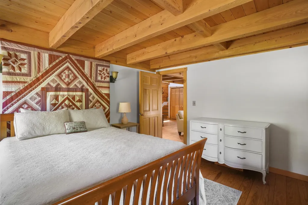 54 Snow Road Hill NH 03243