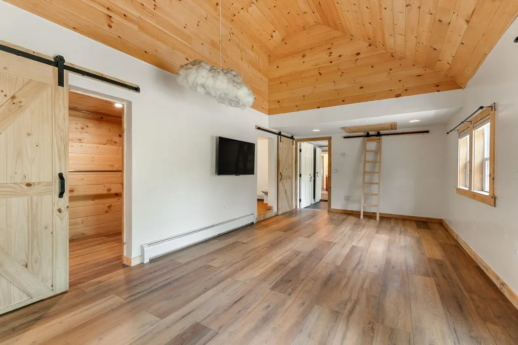 419 Baileys Mill Road Reading VT 05062