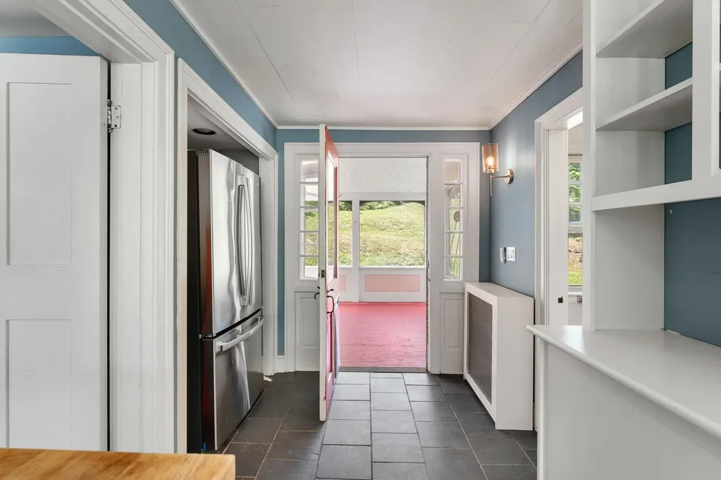 419 Baileys Mill Road Reading VT 05062