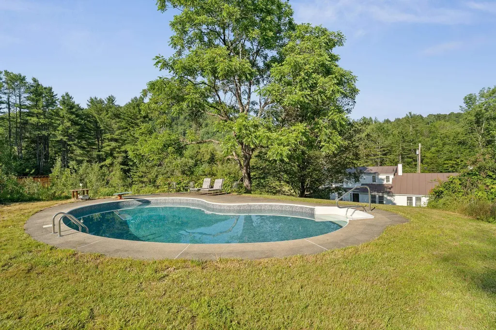 419 Baileys Mill Road Reading VT 05062