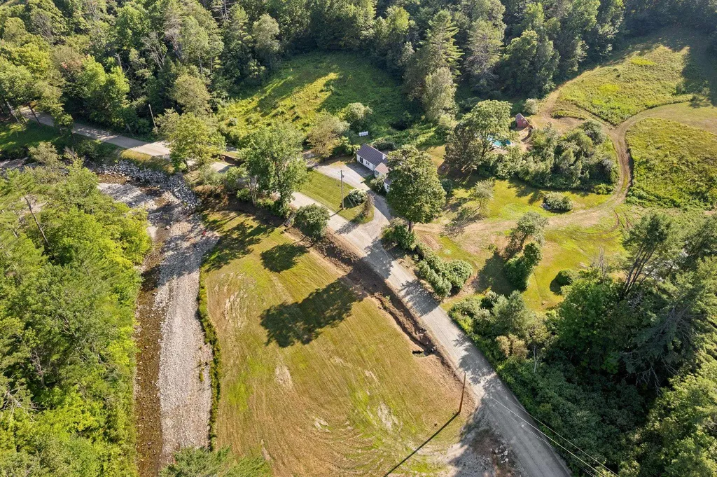 419 Baileys Mill Road Reading VT 05062