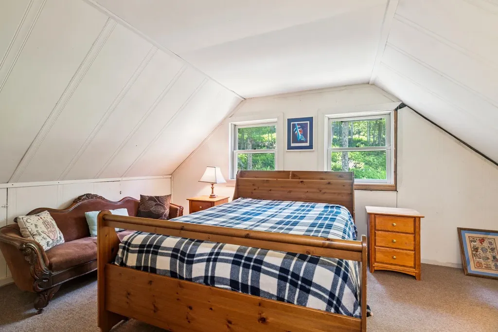 24 Mary White Road Tunbridge VT 05077