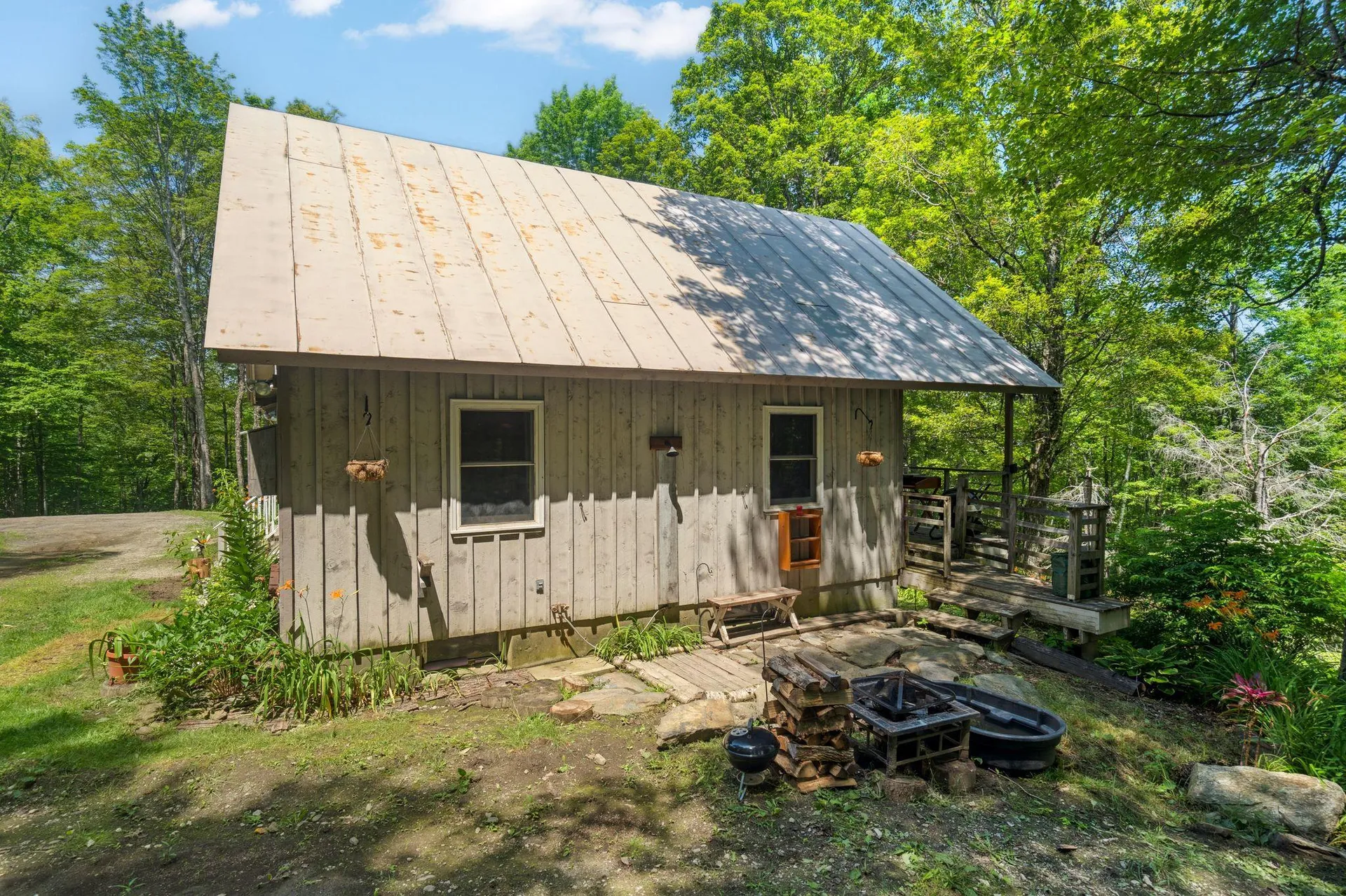 24 Mary White Road Tunbridge VT 05077