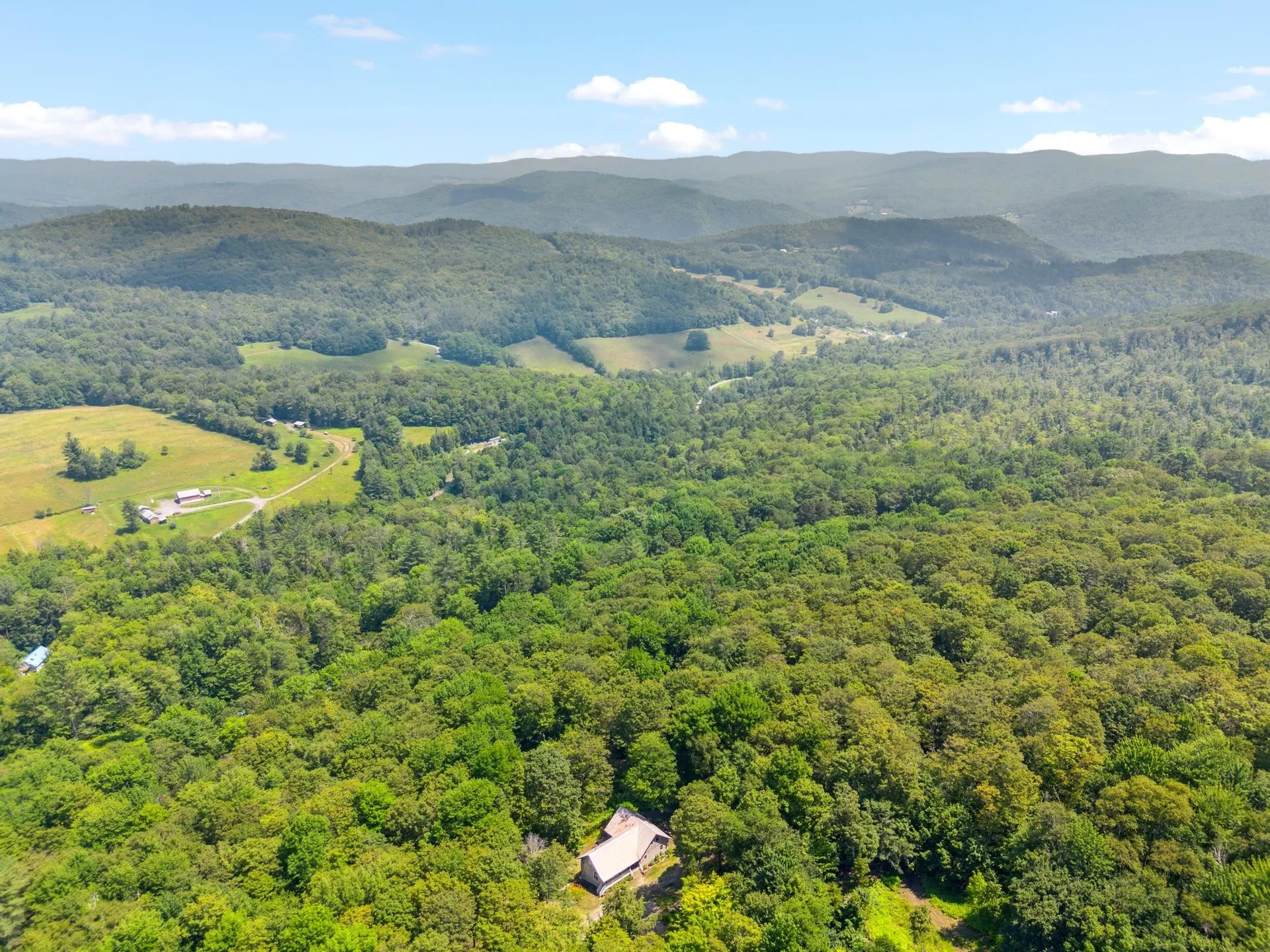 24 Mary White Road Tunbridge VT 05077