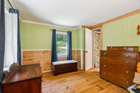 24 Mary White Road Tunbridge VT 05077