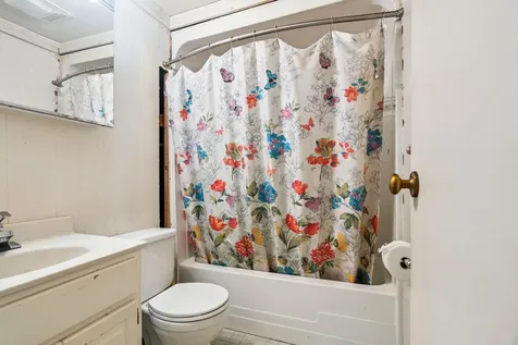 24 Mary White Road Tunbridge VT 05077