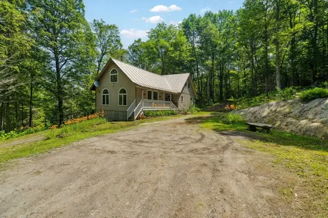 24 Mary White Road Tunbridge VT 05077
