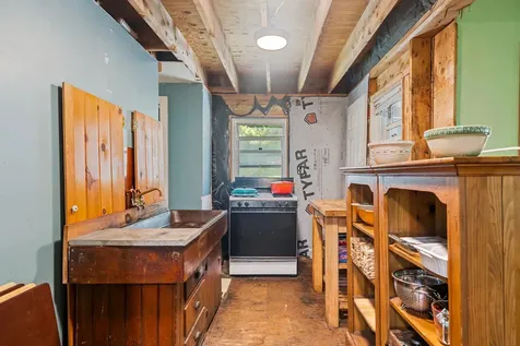 24 Mary White Road Tunbridge VT 05077