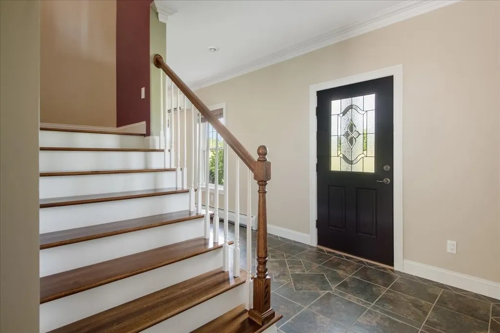 201 Old Stage Road Essex VT 05452