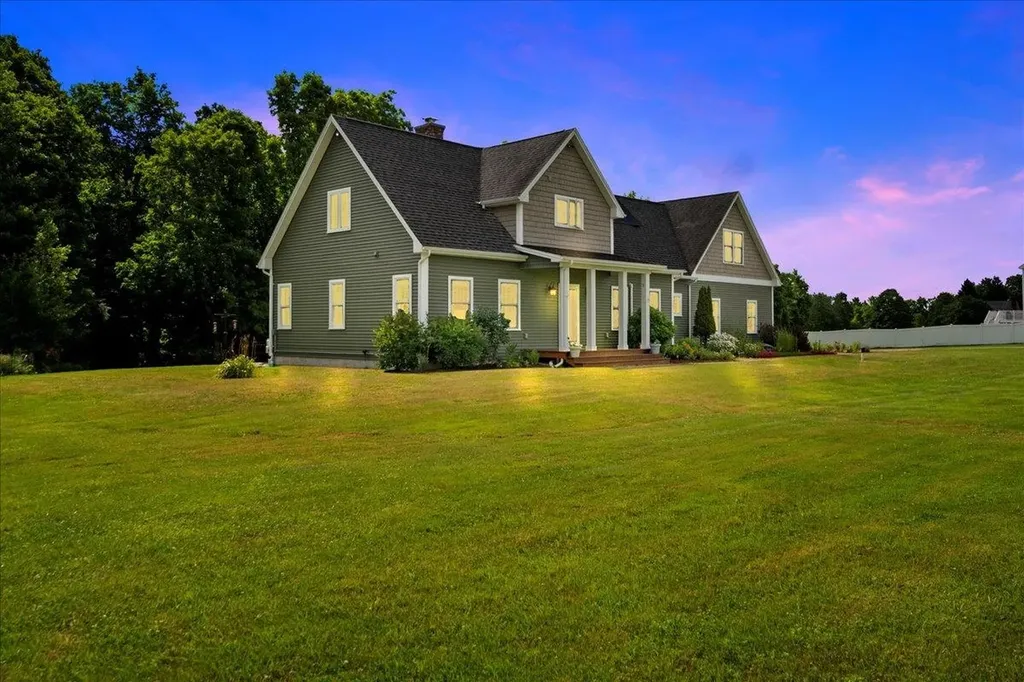 201 Old Stage Road Essex VT 05452