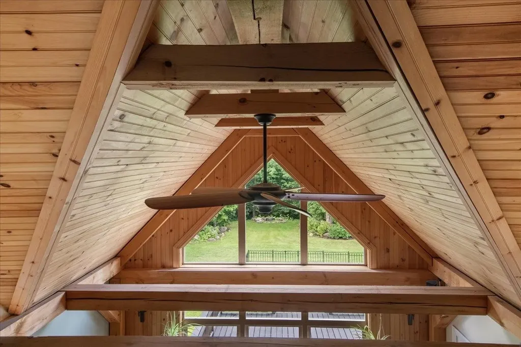 201 Old Stage Road Essex VT 05452