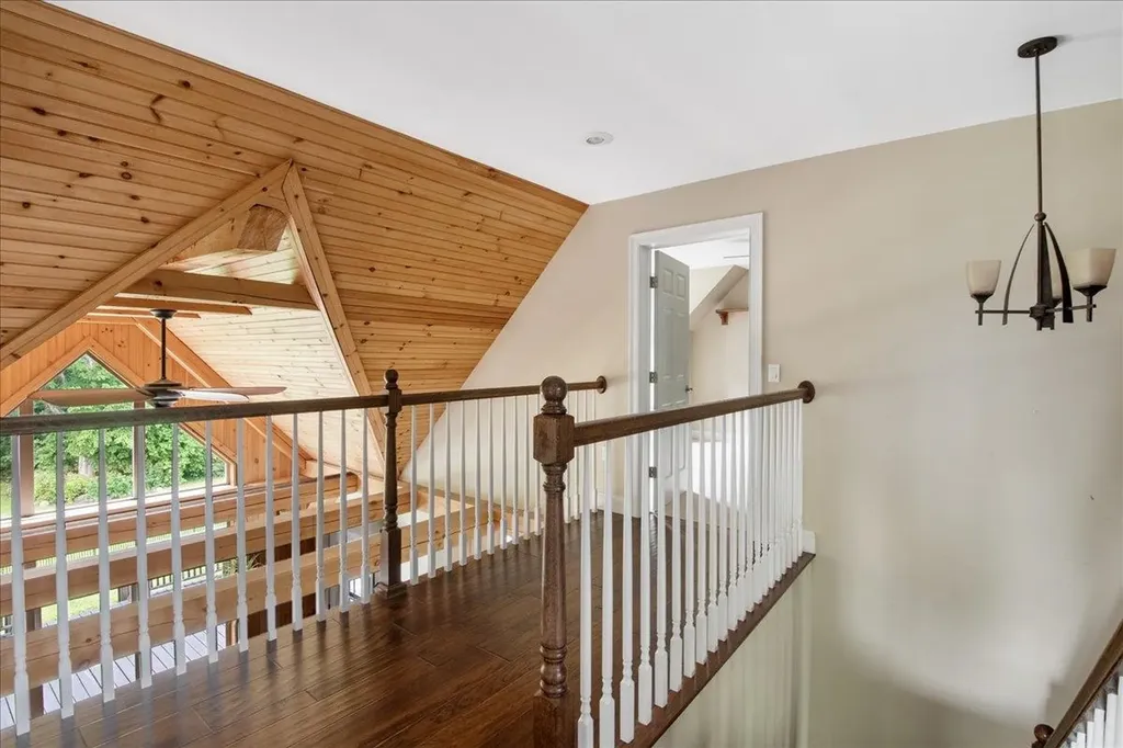 201 Old Stage Road Essex VT 05452