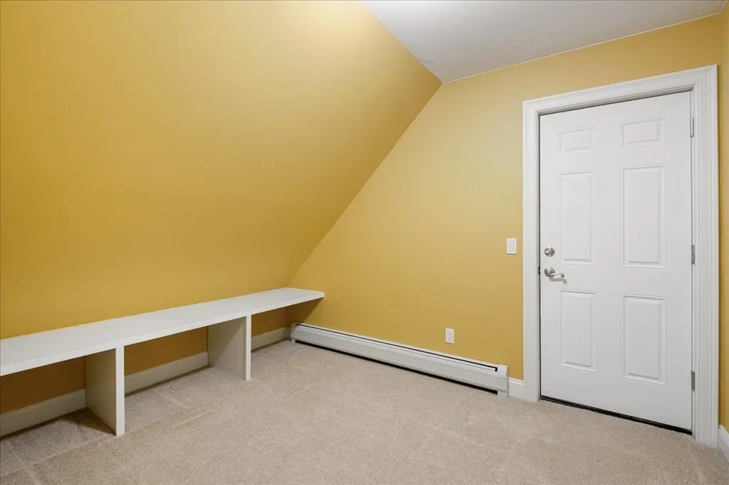 201 Old Stage Road Essex VT 05452