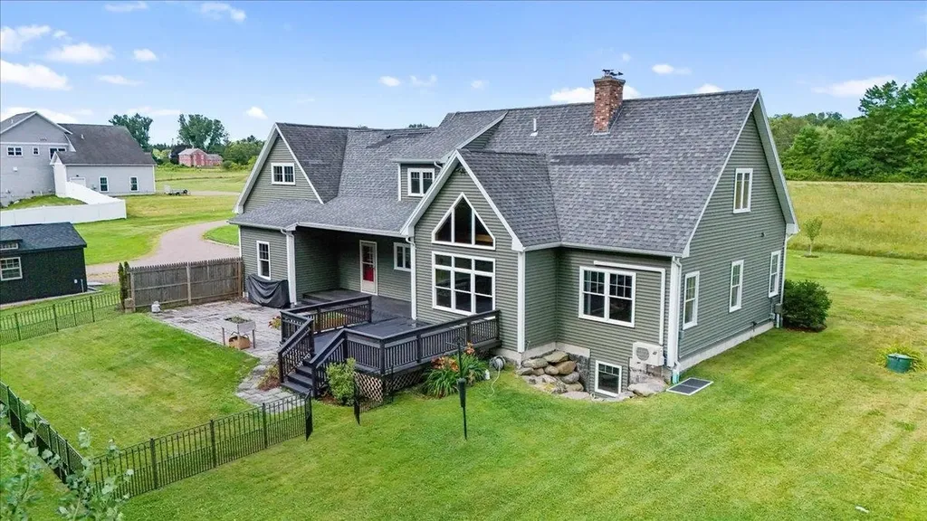 201 Old Stage Road Essex VT 05452